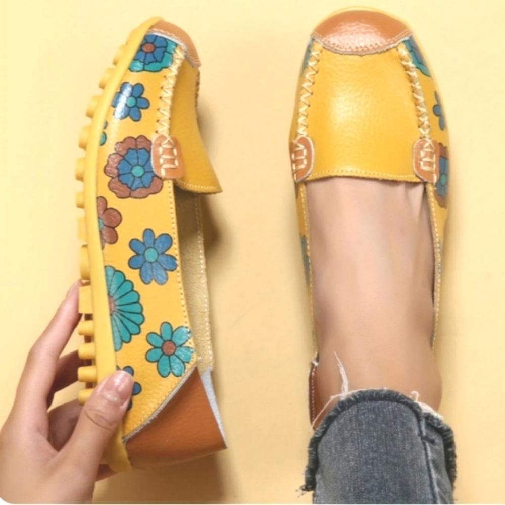 Cowhide Leather Floral Design Loafers
